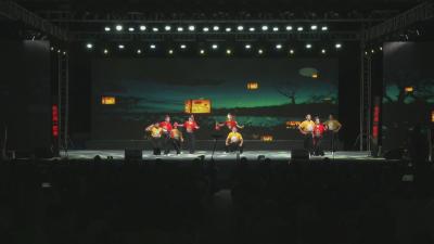 薪火相传  黄梅新蕊吐芳华