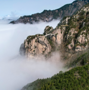 以生态为笔 绘大美黄冈 ——“绿水青山就是金山银山”的黄冈实践