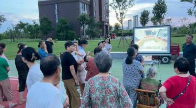 黄州区榨舟街小区：文体需求成“纳凉式意见征集会”焦点