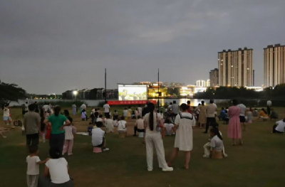 重温抗战岁月 弘扬伟大精神——黄冈市举办抗战胜利80周年优秀国产电影展映活动