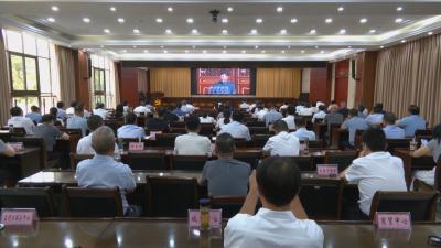 黄州区组织收听收看纪念中国人民抗日战争暨世界反法西斯战争胜利80周年大会实况直播