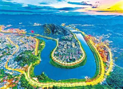 国道织出 “一小时生活圈”