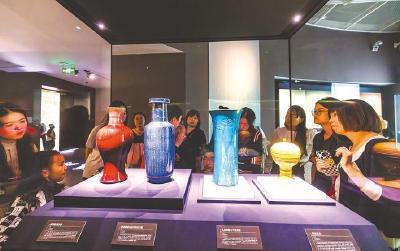 大展特展汇聚博物馆之城 外地游客惊叹湖北“太有料”