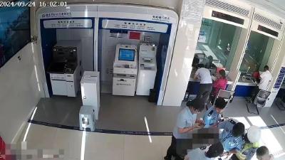 罗田农行快速拦截一起贵金属诈骗案