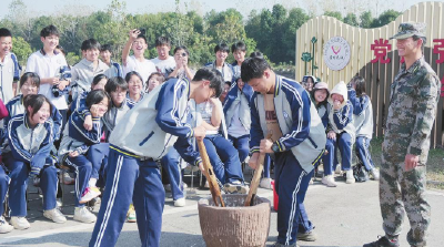 黄冈菱湖高级中学组织高一年级学生开展研学实践活动