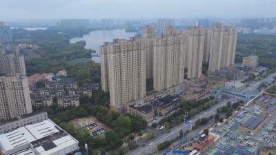 学习贯彻党的二十届四中全会精神 ·非凡“十四五”｜黄冈：物业治理出新招 “五治融合”破解民生难题