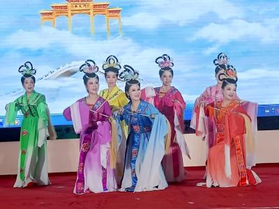 黄梅飘香龙王山