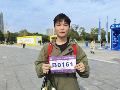 2025黄冈半程马拉松领物启动