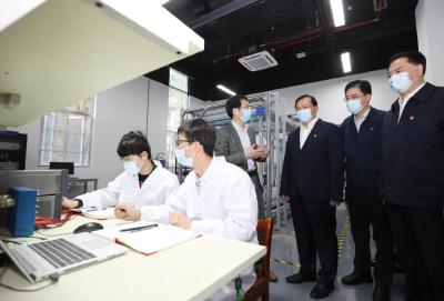 王忠林到华中科技大学宣讲党的二十届四中全会精神