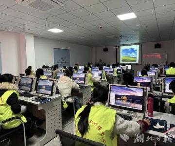 武穴：97万元技能补贴为劳动者“充电”护航