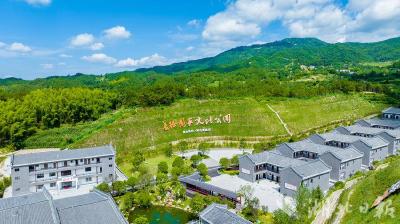 山水间涌动着踏青赏春热潮  英山三月文旅市场持续升温