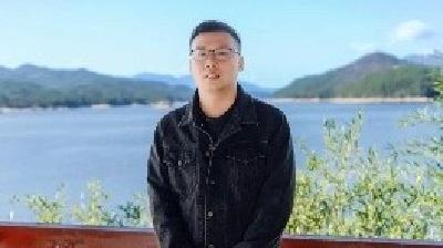 屈原文化奖公示  罗田青年作家匡彬作品集《抵达森林中央》入选