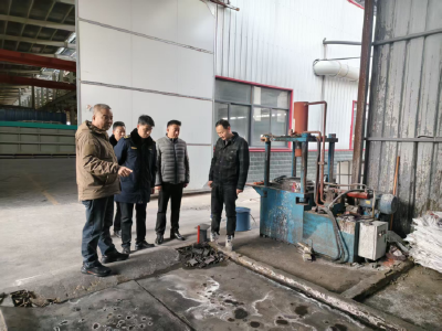 红安县开展汽修行业危险废物专项联合帮扶行动