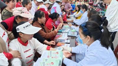 武穴构建“家门口”养老幸福圈