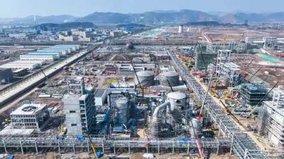 改革攻坚在一线 | 国企“造血”引入产业“活水”