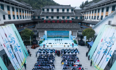 25吨湖北名优茶俏销中亚