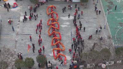 骐骥奔腾跃新春丨浠水朱店村：老手艺舞活巨龙 年味里的文化传承