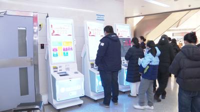 办实事解难题I 效率+温度 黄冈市人民医院“大堂经理”制打造便民新体验