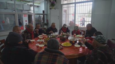 新春走基层｜一桌团圆饭 温情满心间