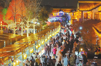 点燃“烟火气” 消费“开门红” ——2026年春节黄冈市促消费活动热潮纪实