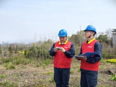 漕河供电所：多措并举守护电网安全