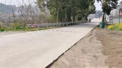 浠水曾欣创作《失独》完整版发布