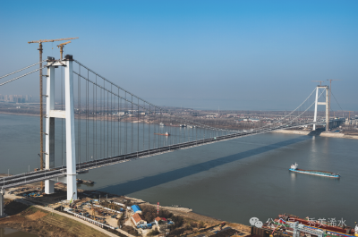 3月4日 早！黄冈 | 开门红！集中签约17个项目 ◆ 严禁乱收费！黄冈市教育局最新提示→ 