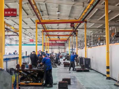 企业遭遇道路“卡口”难题，市区多部门“马路办公”解难——  从13米到28米，见证“急企业之所急”