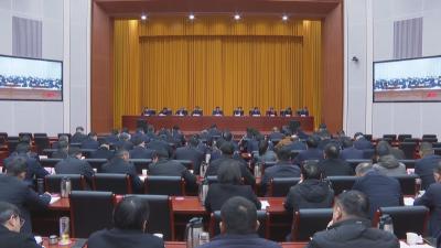 李军杰出席全市群众身边不正之风和腐败问题集中整治工作推进会 坚决打好集中整治总体战攻坚战 以超常规力度确保集中整治高质量推进