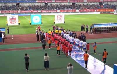 足球热潮点亮黄州夜