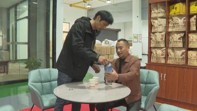 天麻啤酒组CP 罗田中药材玩出新花样