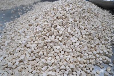 深耕大别山道地药材，全产业链布局迎来“开门红”  ——湖北卫尔康健康产业集团的转型之路