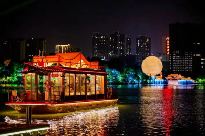 文化赋能+场景创新  黄冈市区“五一”商圈消费持续升温