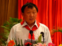 郑琦：播撒阳光雨露的人