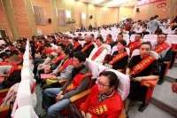 一线文化工作者坚守岗位讴歌劳动