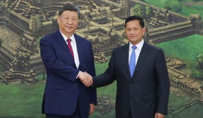 习近平同柬埔寨首相洪玛奈举行会谈