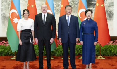 习近平同阿塞拜疆总统阿利耶夫会谈