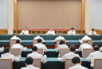 李希在山东调研时强调 深入落实新时代党的自我革命要求 进一步推动纪检监察工作高质量发展