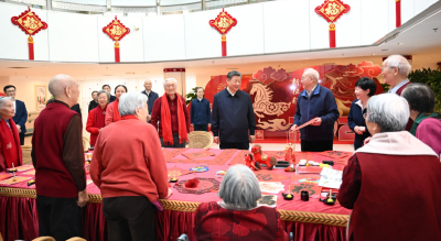 习近平总书记走进百姓家