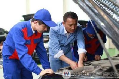 湖北省持续开展技能扶贫，贫困家庭子女就读技工院校免学费