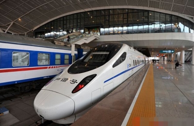  武汉铁路局加开526列客车 迎接“十一”黄金周