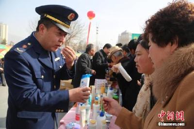 六部门提醒农民“知假辨假不买假” 举报制假等行为