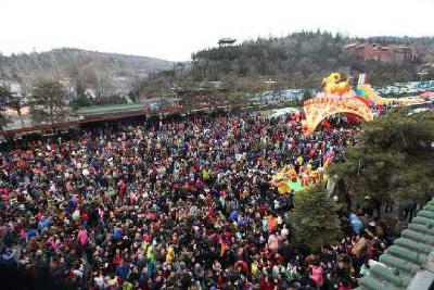 端午小长假首日 湖北接待游客359万余人次 实现旅游综合收入13.97亿元