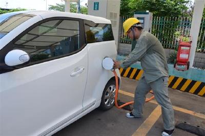 湖北省电动汽车充电量居全国第七 未来3年将建19万台充电桩