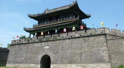 荆州古城墙维修挖出大秘密 发现五代和宋代城墙