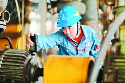 主动跳出舒适区 退役军人25年炼就“最牛技术