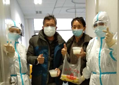好消息！2名重症患者从武汉大学人民医院东院区康复出院