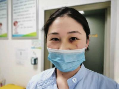 战疫一线群英谱丨 护士累倒鼻骨骨折，延后手术继续战斗