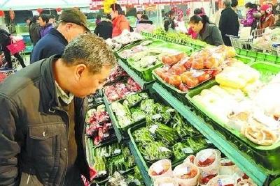 买得到、吃得起、种类丰：各地力保蔬菜销售量足价稳