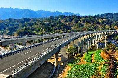 下半年，湖北高速公路冲刺7500公里，年底圆梦县县通高速！